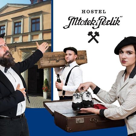 Hostel Mlotek I Perlik Tarnowskie Góry Extérieur photo