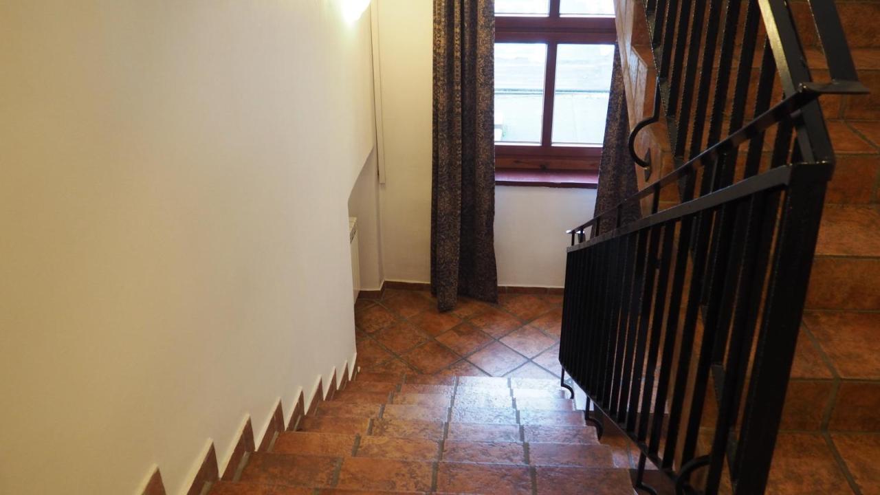 Hostel Mlotek I Perlik Tarnowskie Góry Extérieur photo
