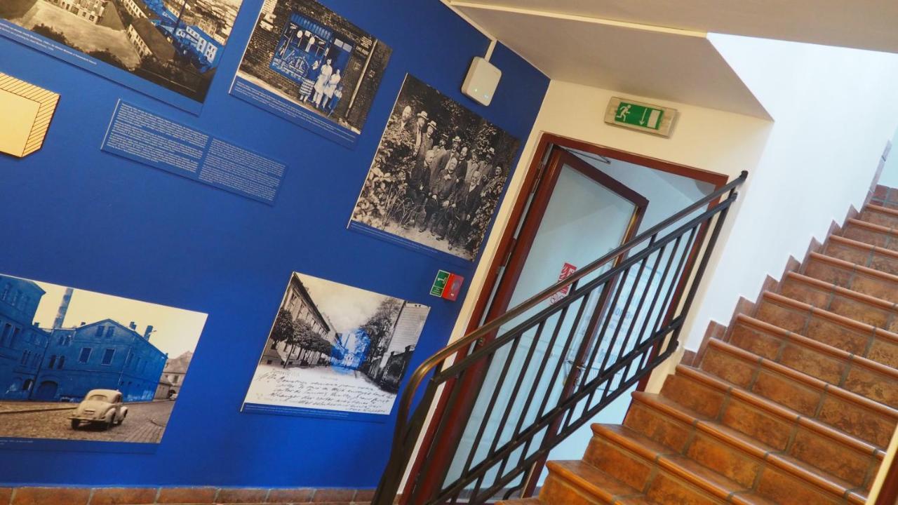 Hostel Mlotek I Perlik Tarnowskie Góry Extérieur photo