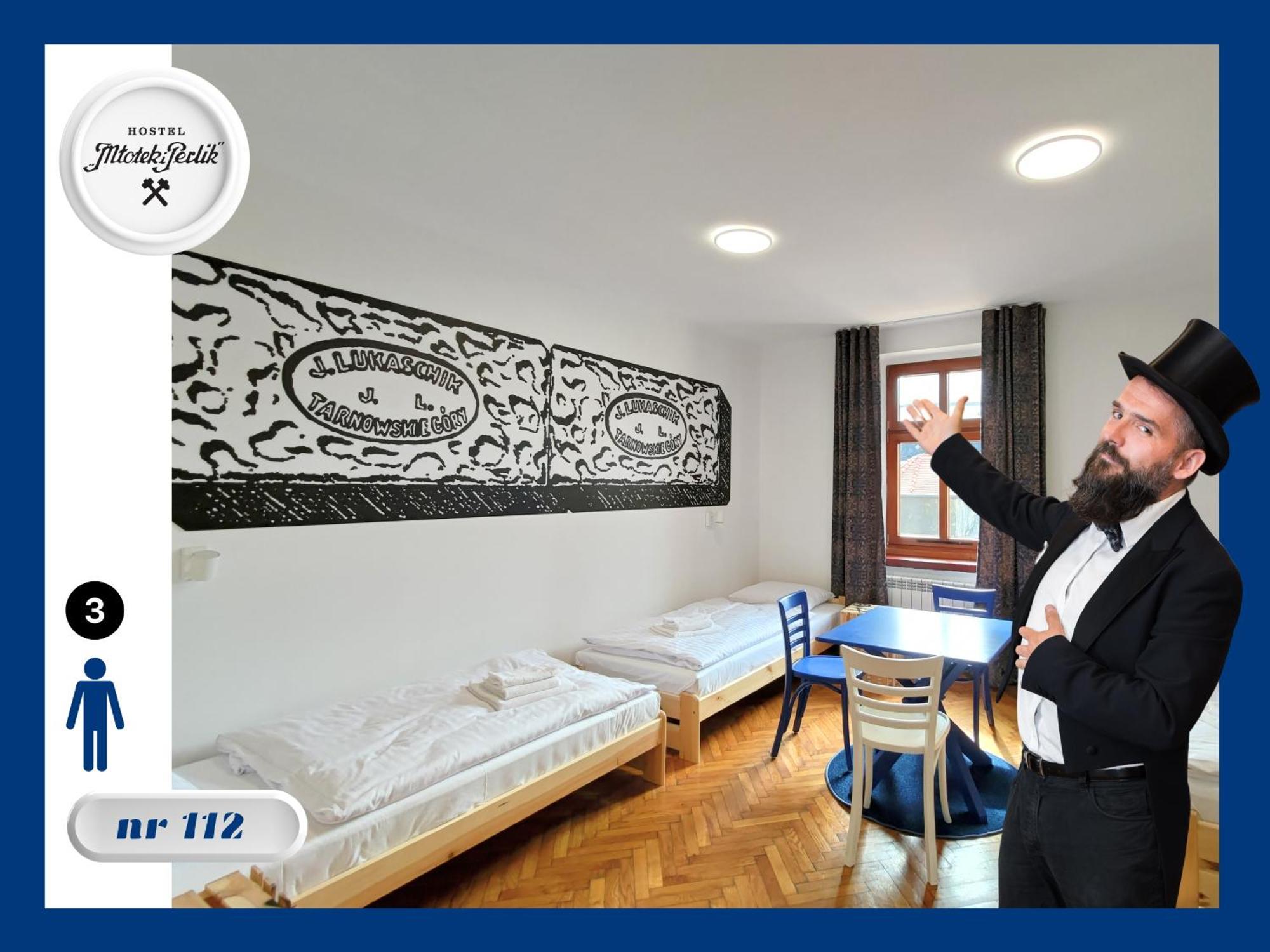 Hostel Mlotek I Perlik Tarnowskie Góry Extérieur photo