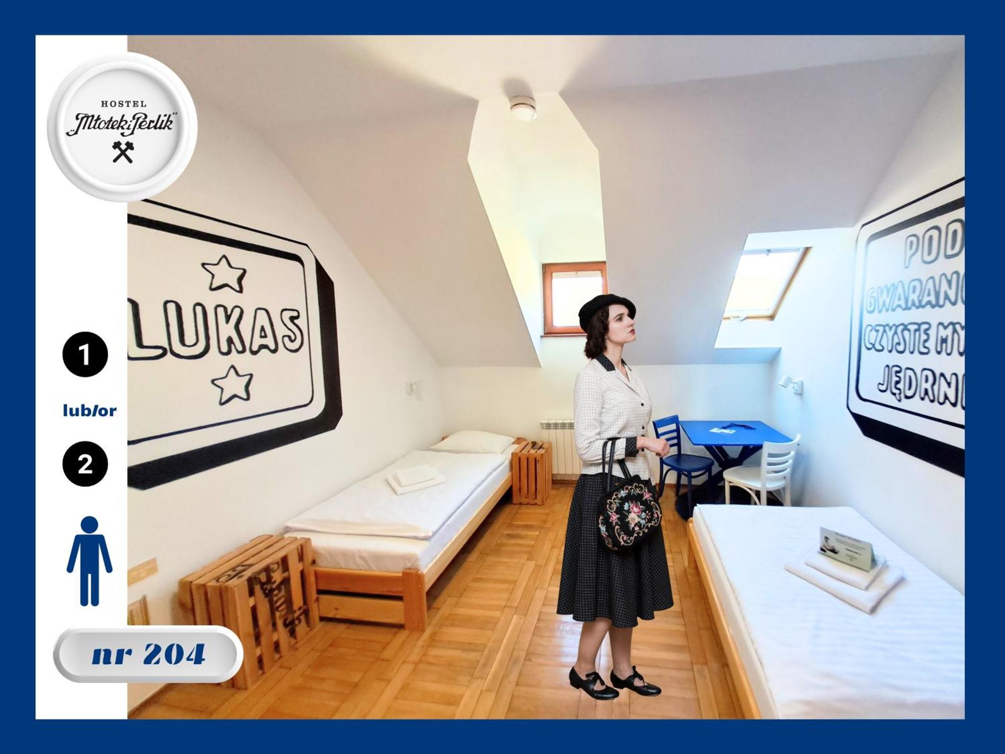 Hostel Mlotek I Perlik Tarnowskie Góry Extérieur photo